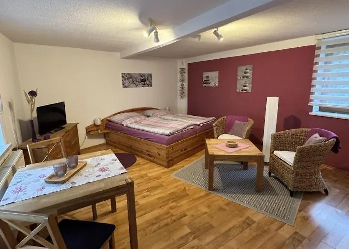 In Schlossnaehe * ריינסברג